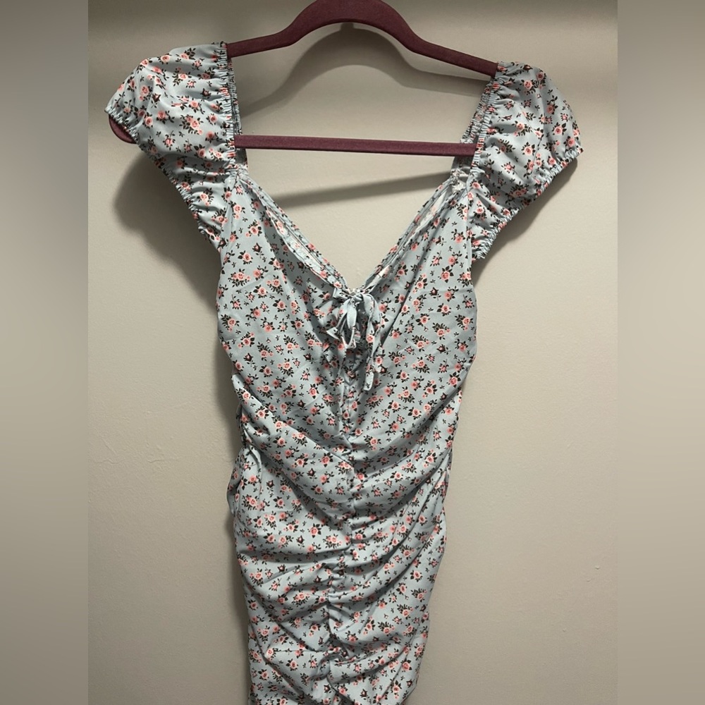 SHEIN floral scrunch bodycon dress